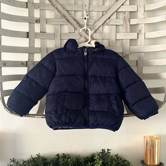 Size 90 (2T) hooded puffer jacket - Picture 1 of 6
